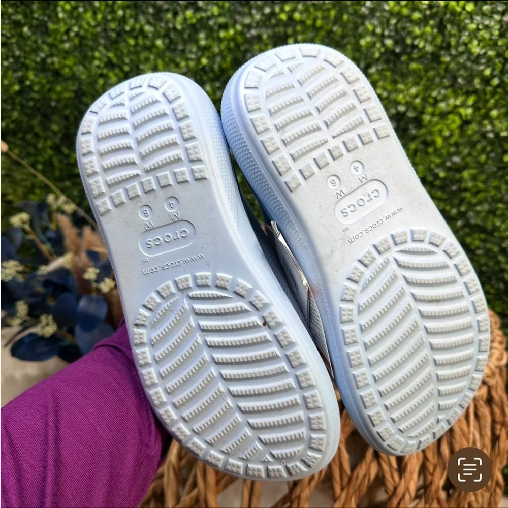 Nwt CROCS crush meta pearl slides‎ nwt